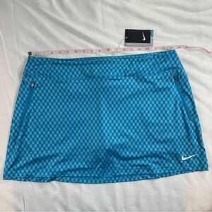 NWT XL Nike Golf Tour Performance Dry-Fit Golf Skort - Spandex Shorts - Pockets